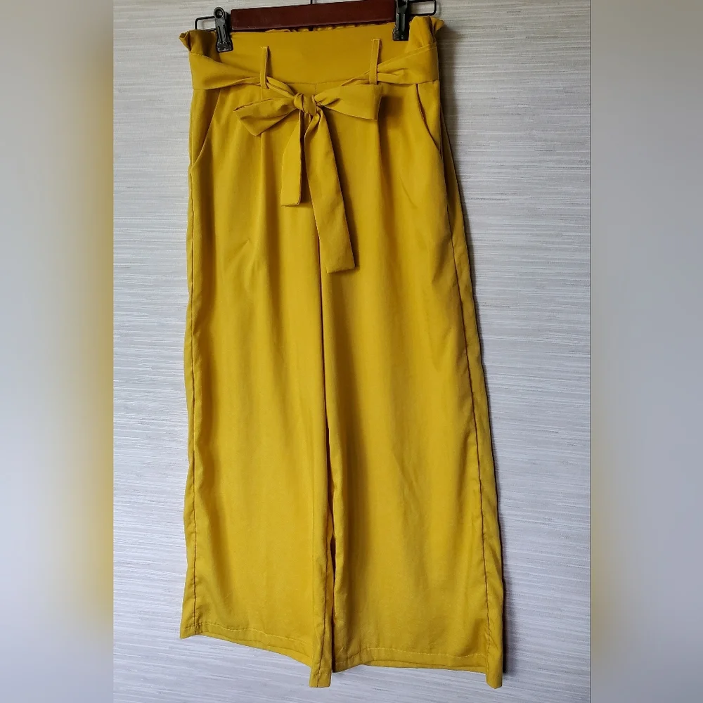 Yellow High Rise Wide Leg Paperbag Cropped Pants With Tie Belt Size Medium - Picture 3 of 10